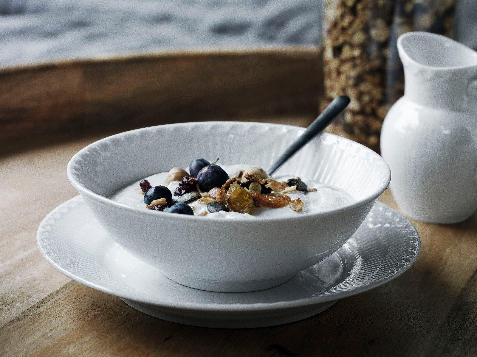 Royal Copenhagen Hvid riflet Halvblonde skål - 35 cl. - Bahne